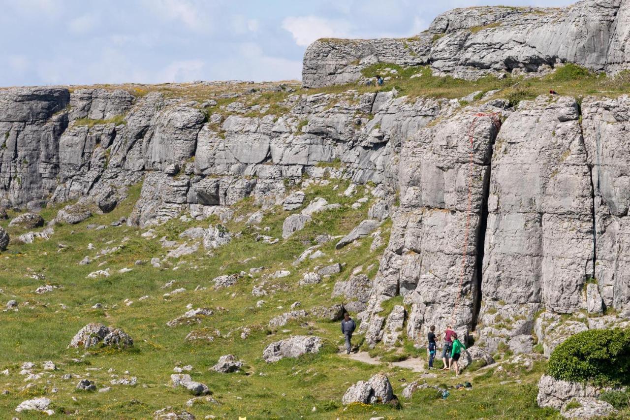 Into The Burren Hotel Murroogh Exterior photo
