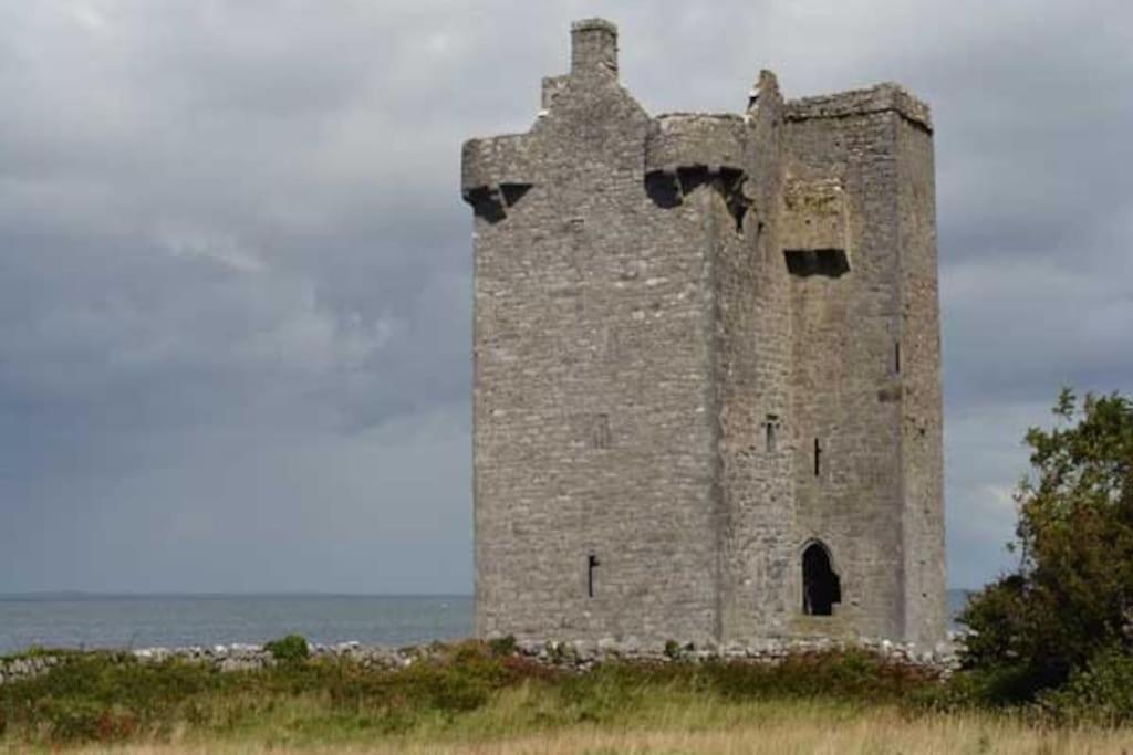 Into The Burren Hotel Murroogh Exterior photo